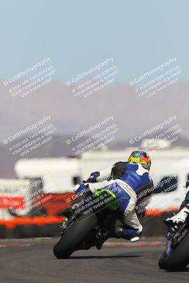 media/Oct-08-2022-SoCal Trackdays (Sat) [[1fc3beec89]]/Turn 16 (125pm)/